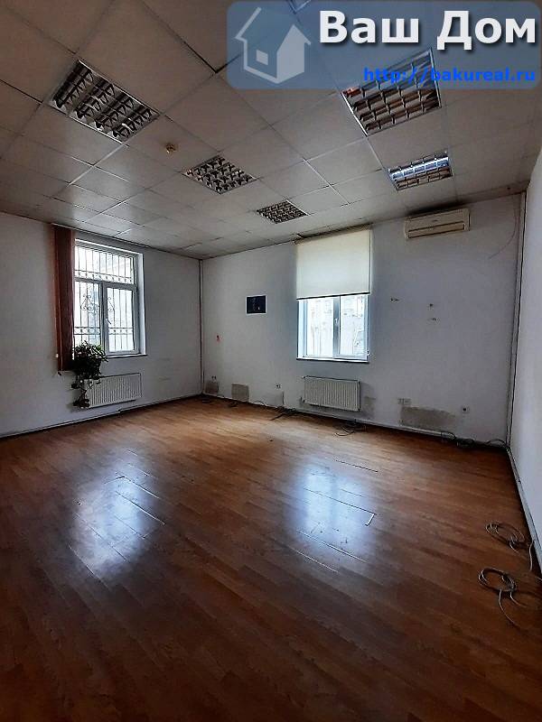 сдаётся офис около метро ичери шехер 7 комнат 220 кв/м