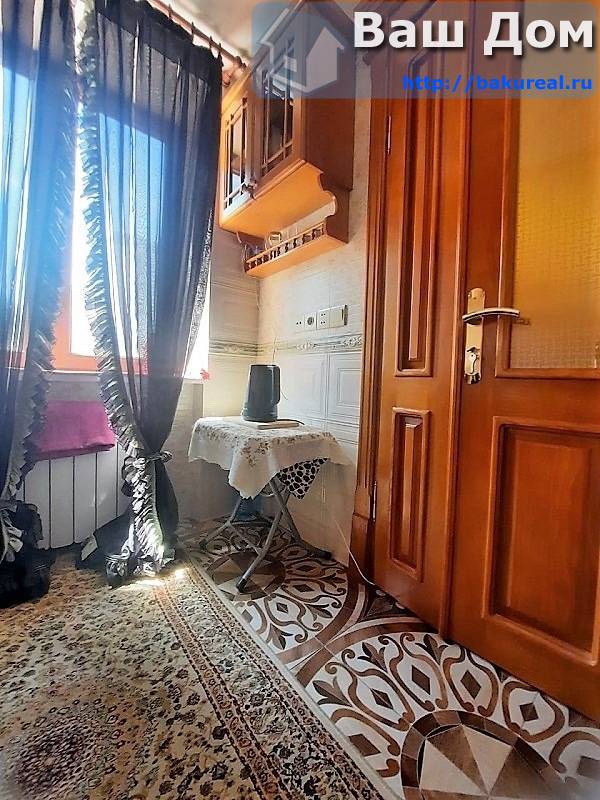 продаётся 1 комнатная квартира на улице Сеидбейли около метро Ичери Шехер